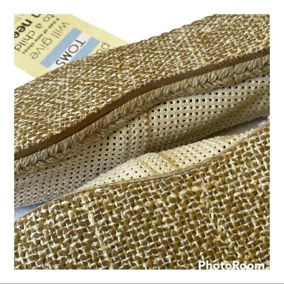 Toms Slip On Classic Flats Women’s size 5.5- NWT - Picture 7 of 8